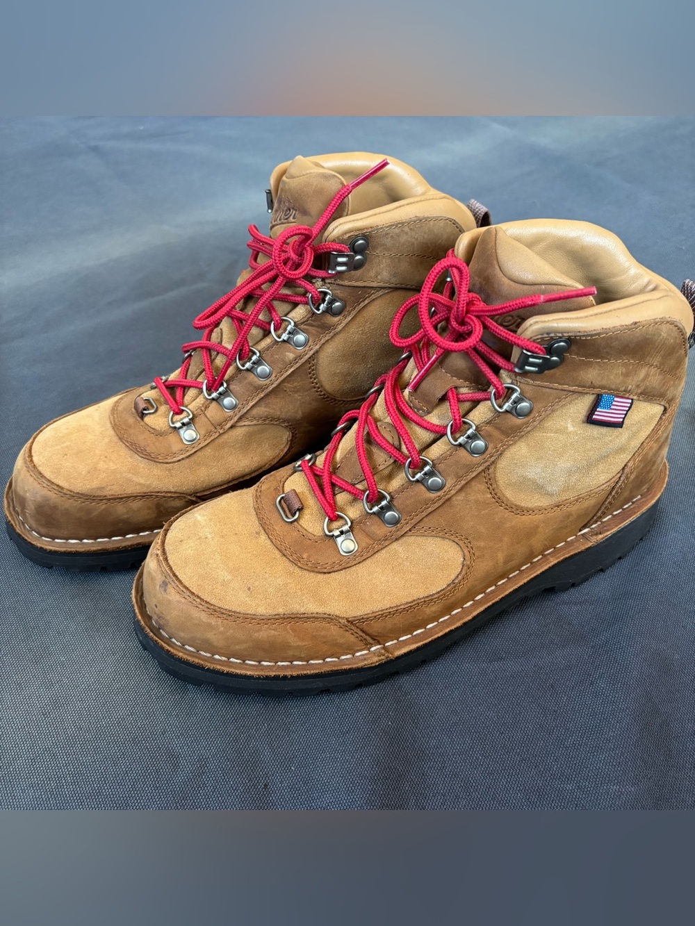 Danner Cascade Crest Hiking Boots 9.5 Men Brown Leather Red Lace Mountain Trail